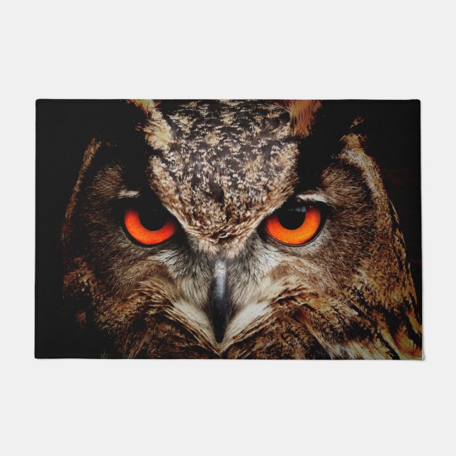 Felpudo águila de los ojos de ave de búho (Anverso)