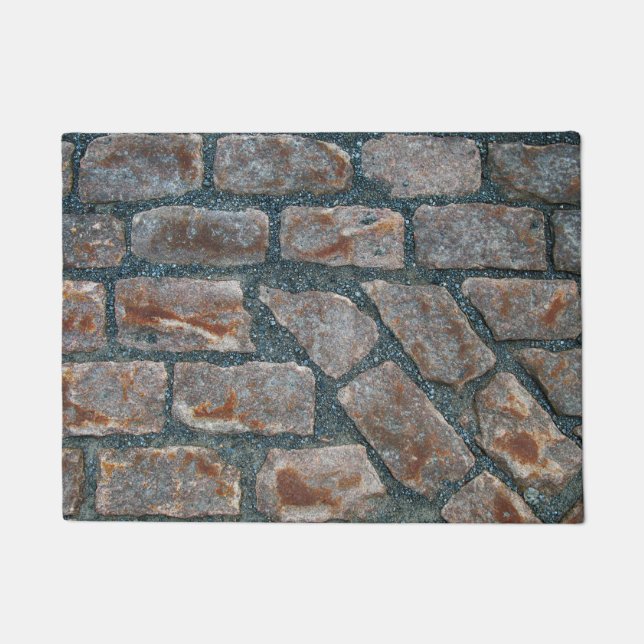 Felpudo Anciana Caminata De Ladrillo Rojo En La Antigua Pu (Anverso)