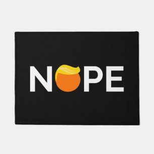 Felpudo Anti-Trump: edición no-abierta