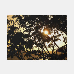 Felpudo Atardecer a través de árboles en fotografía tropic
