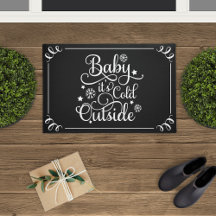 Bebé, frío fuera de las vacaciones de guiones negr