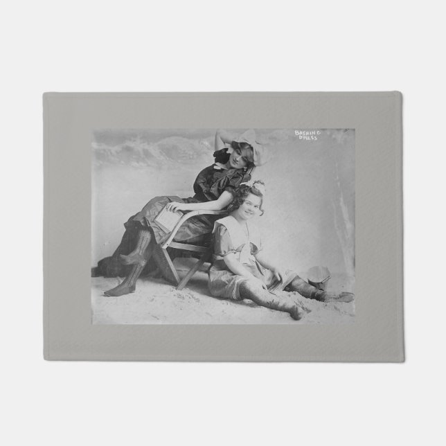 Felpudo Bellezas de baño - vestimenta de playa de principi (Anverso)