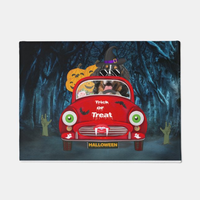Felpudo Bernese Mountain Dog Driing Car Sasuy Halloween (Anverso)