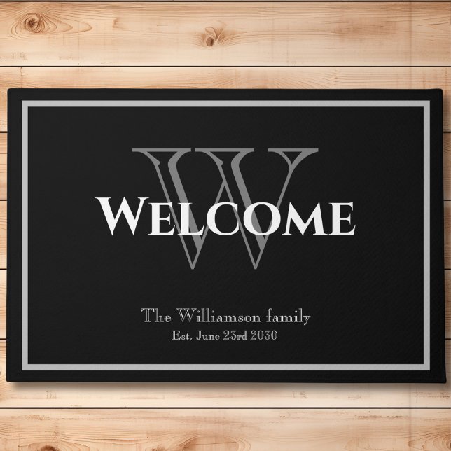 Felpudo Bienvenida a Boda de Moda de nombres de guiones de (Monogram initial welcome doormat. Name & date established on black background. Perfect wedding gift.)