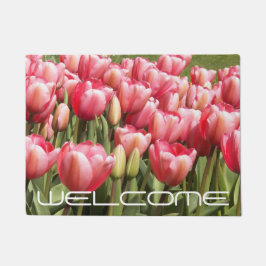 Felpudo Bienvenida floral en el jardín de tulipanes rosado
