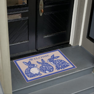 Felpudo Bienvenidos a Chinoiserie Rabbit Blue White Bunny