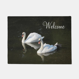 Felpudo Bienvenidos a los cisnes en el lago