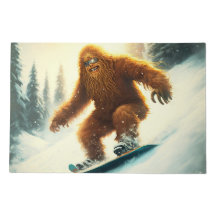 Bigfoot Peludo Yetí en Pendiente Nevada con Snowbo
