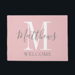 Felpudo Boda moderno Rubor Rosa Gray Monograma Recién Cono<br><div class="desc">Diseño moderno,  con letras a mano,  en negrita,  blanco y gris,  con apellido de novia y novio y inicial en un fondo rosa. Hace un regalo único y grandioso para recién casados. Excelente para una nueva casa juntos. Personalizar con apellido,  monograma inicial y colores. Elke Clarke©</div>