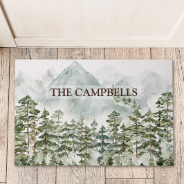 Felpudo Bosque de pinos y montañas