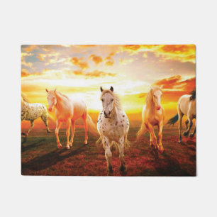 Felpudo Caballos al atardecer lanzando almohada