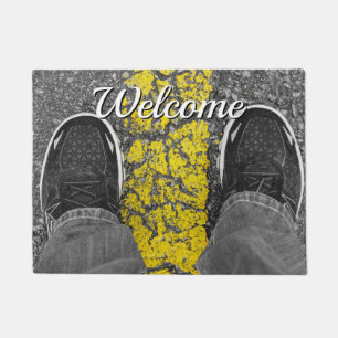 Felpudo Caminar Por La Línea De Bienvenida Doormat
