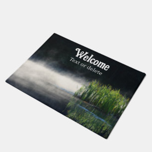 Felpudo Capturas En La Niebla En Un Estanque Personalizado