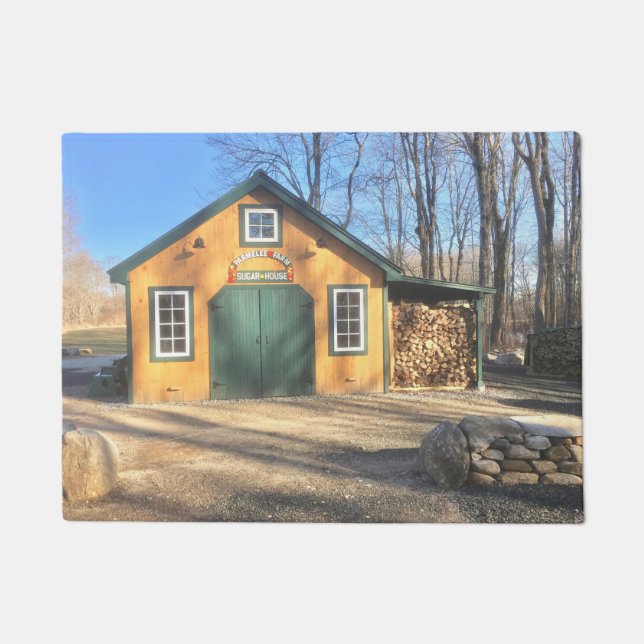 Felpudo Casa De Azúcar De Maple En Parmelee Farm (Anverso)