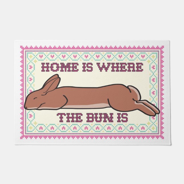 Felpudo ¡Casa es donde está el BUN! Doormat 24x36 (Anverso)