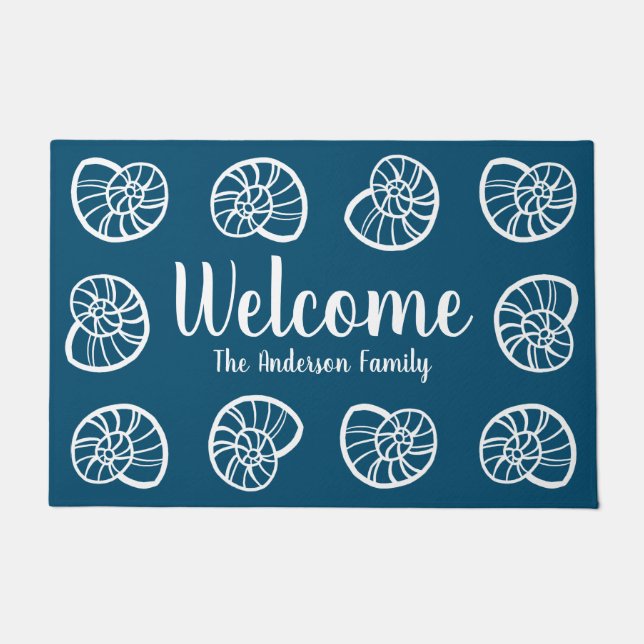 Felpudo Casas marinas blancas costeras y azul marino (Anverso)