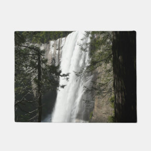 Felpudo Cascada Vernal III en el Parque Nacional Yosemite