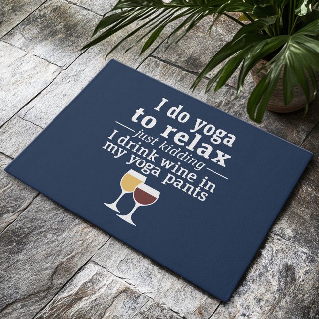 Felpudo Cita de vino divertida - Bebo vino en pantalones d (Custom Welcome Doormat)