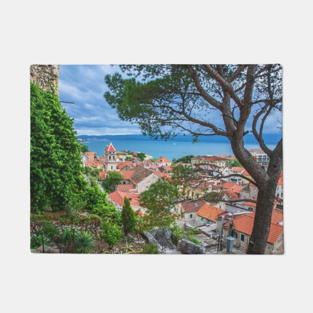 Felpudo Ciudad croata de Omis. (Anverso)
