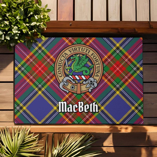 Felpudo Clan MacBeth Escudo sobre Tartán (Subido por el creador)
