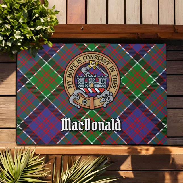 Felpudo Clan MacDonald de Clanranald Escudo sobre Tartán (Subido por el creador)