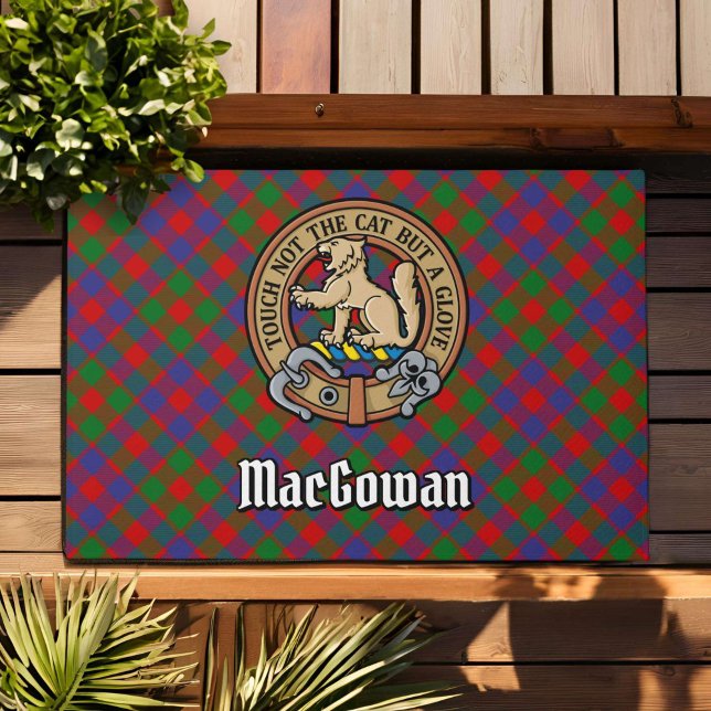 Felpudo Clan MacGowan Escudo sobre Tartán (Subido por el creador)