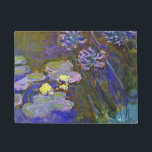 Felpudo Claude Monet Water Lilies Agapanthus<br><div class="desc">El Water Lilies y Agapanthus de Claude Monet - Water Lilies y Agapanthus de Claude Monet es un maravilloso cuadro impresionista de uno de los artistas maestros de las flores de todos los tiempos. El jardín acuático está vivo con color y emoción, a medida que el Agapanthus morado fluye de...</div>