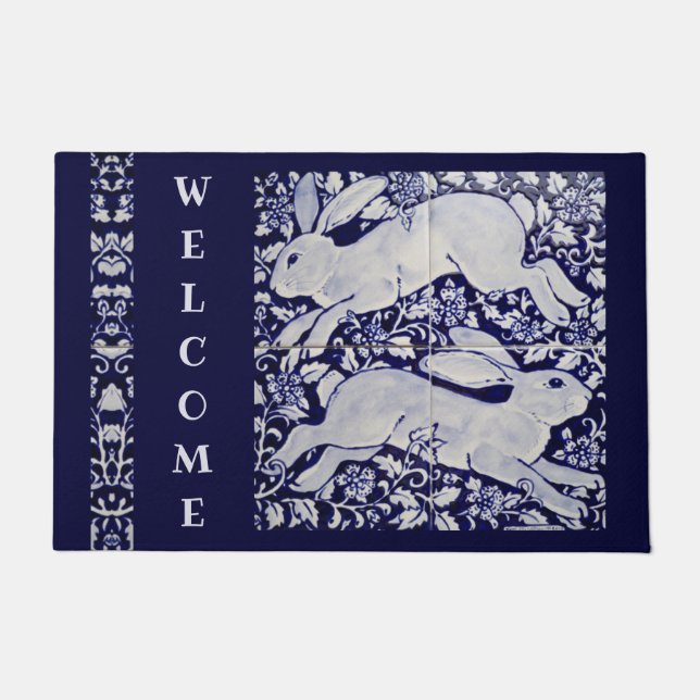 Felpudo Conejo azul Conejo Blanco Bienvenida Tile Art Gran (Anverso)