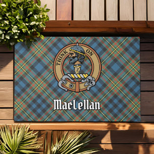 Felpudo Crest de Clan MacLellan sobre antiguo tartán