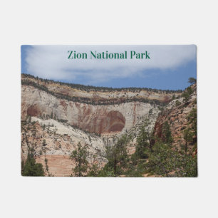 Felpudo Cueva alta en el Parque Nacional de Zion