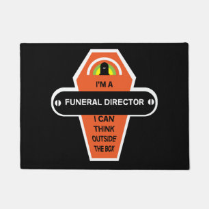 Felpudo Director Funeral Merchandise   Regalos divertidos