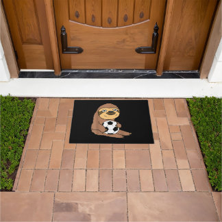 Felpudo Divertido Sloth Jugando Fútbol