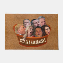 Divertidos republicanos de MAGA en una canasta