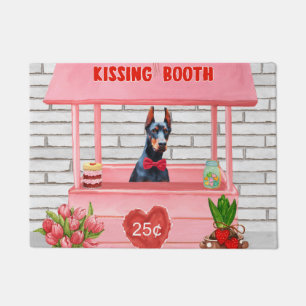 Felpudo Doberman Dog El día de San Valentín Kissing Booth