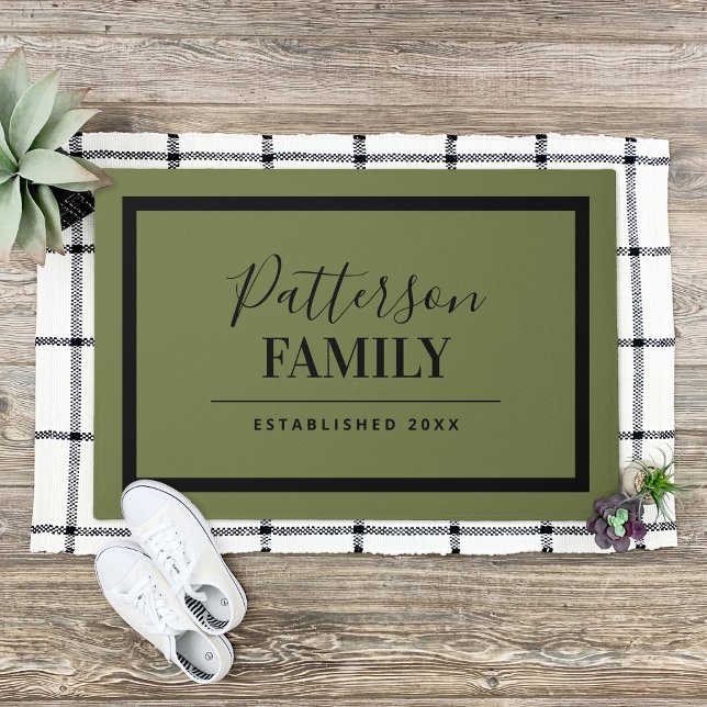 Felpudo Doormat en monograma de la familia verde oliva (Subido por el creador)