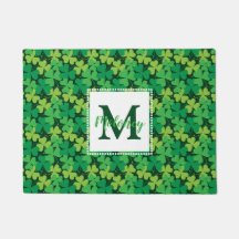 Doormat irlandés de los tréboles del monograma