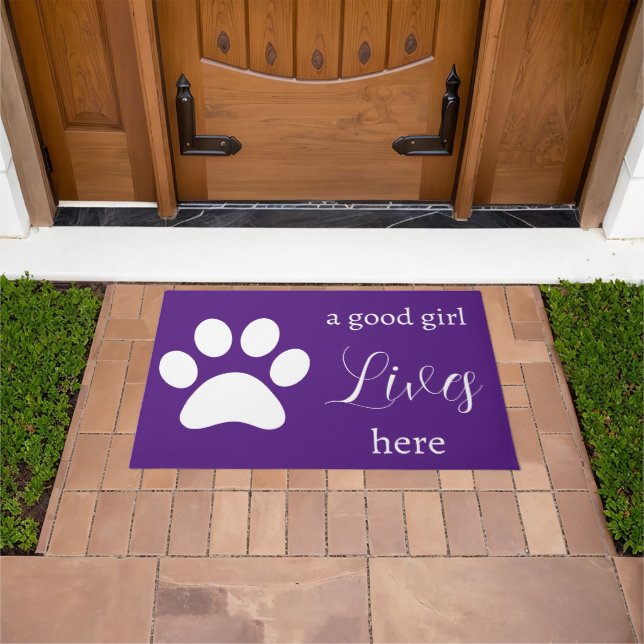 Felpudo Doormat - Perro Paw - un buen chica vive aquí (Exterior)