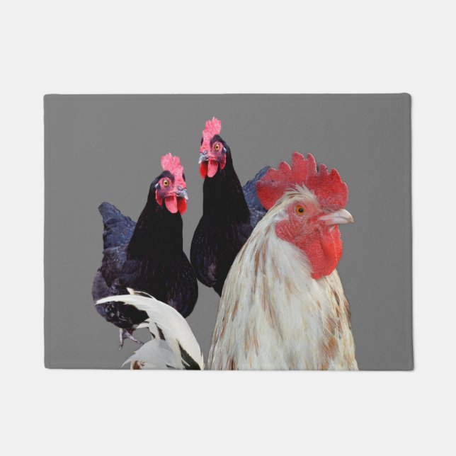 Felpudo  "El gallo blanco y sus gallinas negras" (Anverso)
