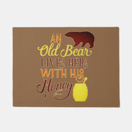 Felpudo El viejo oso vive aquí