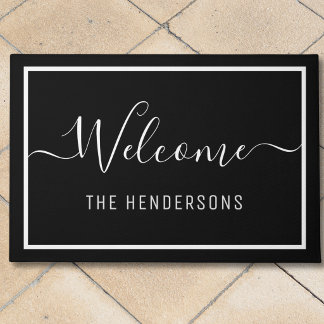 Felpudo Elegante guión negro de bienvenida personalizado