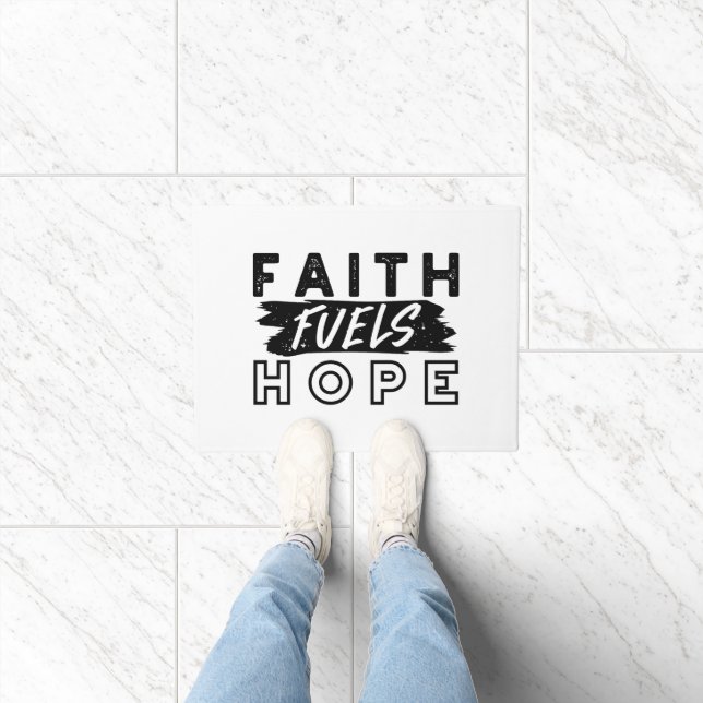 Felpudo Faith Fuels Hope Quote – Uplifting Christian Art (Interior)