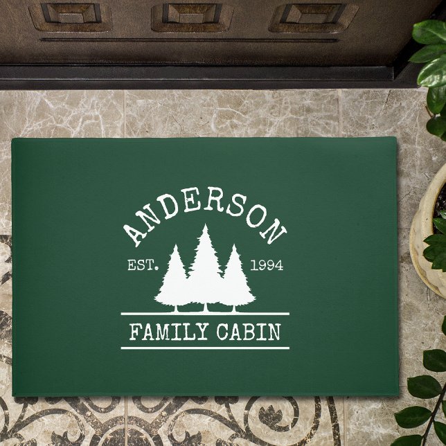 Felpudo Familia Cabina Nombre Bosque Verde (Customize to change background color, text size or text style.)