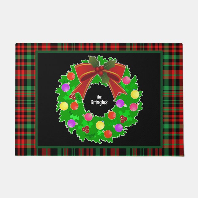 Felpudo Feliz Navidad Wreath personalizada Red Green Plaid (Anverso)