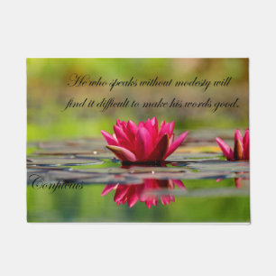 Felpudo Flor de Asia Lotus con las citas de Confucio