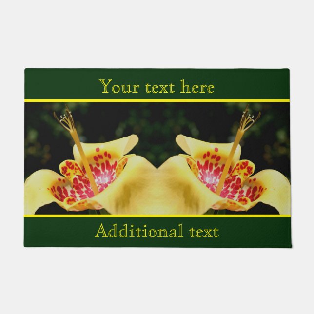 Felpudo Flor de lirio amarilla personalizada (Anverso)