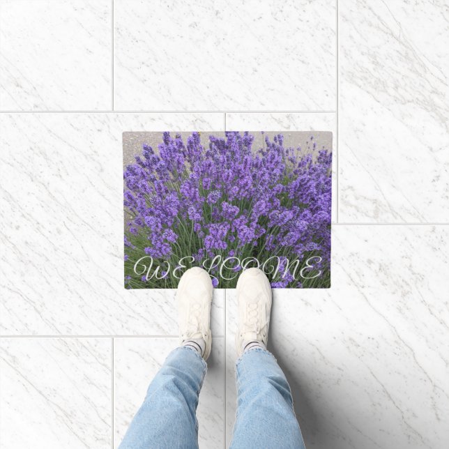 Felpudo Flores de Lavanda Moradas Bienvenida Estilizada (Interior)