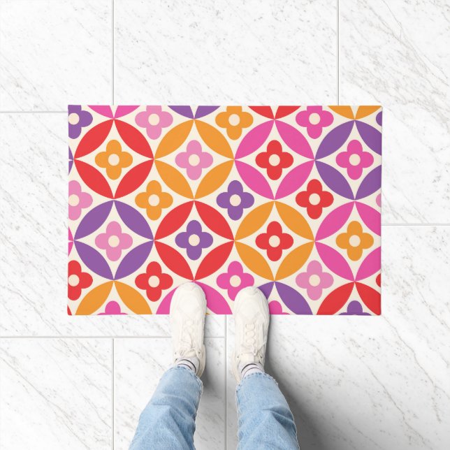 Felpudo Flores retro en el patrón de los círculos de media (Interior)