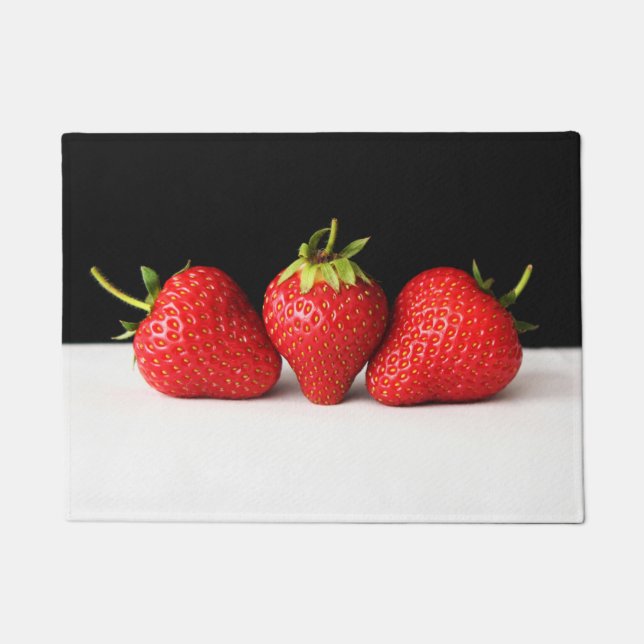 Felpudo Fresas En Negro Sobre Blanco Dmm (Anverso)