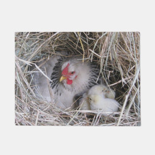 Felpudo Gallina de la madre con los nuevos polluelos