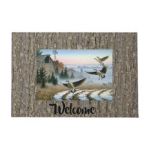 Geese En El Campo Agrícola